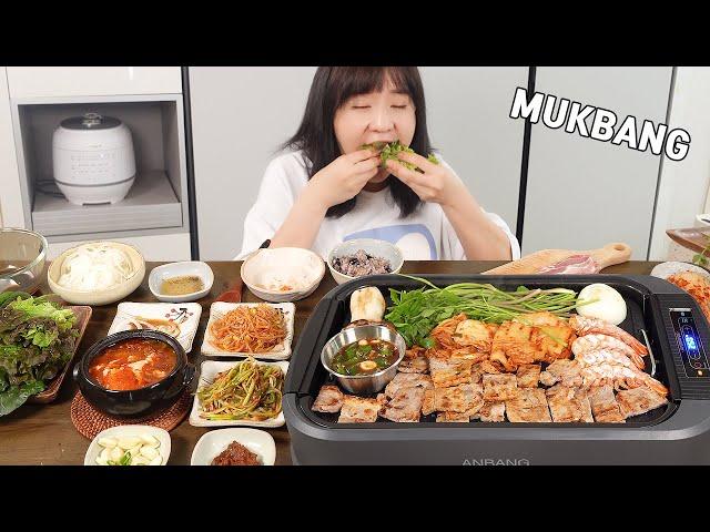 cooking Mukbang :) Enjoying Korea's delicious pork belly even more.