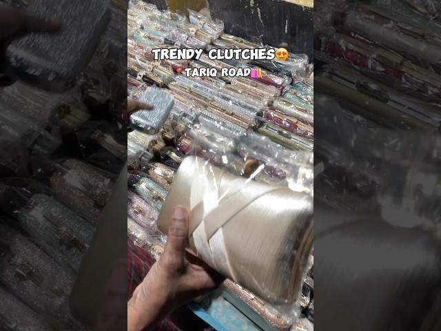 Trendy Clutches In Tariq Road Karachi.️ #karachi #clutches #tariqroad #aesthetic #shoppingvlog