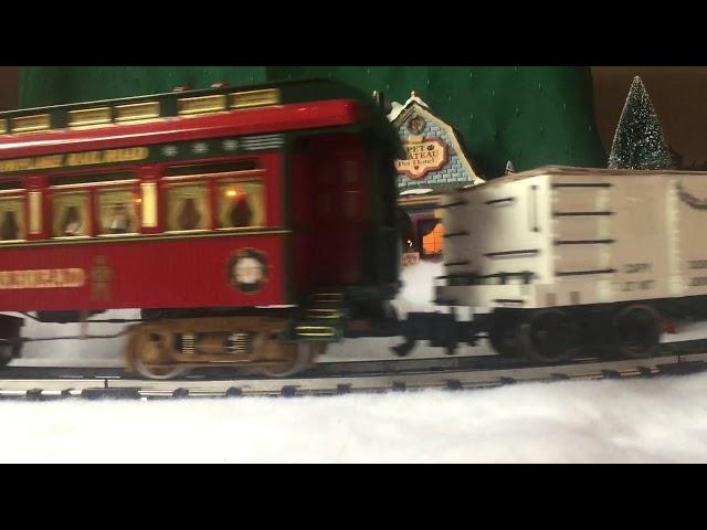 Bachmann Night Before Christmas G Scale train set. Ground level drive by