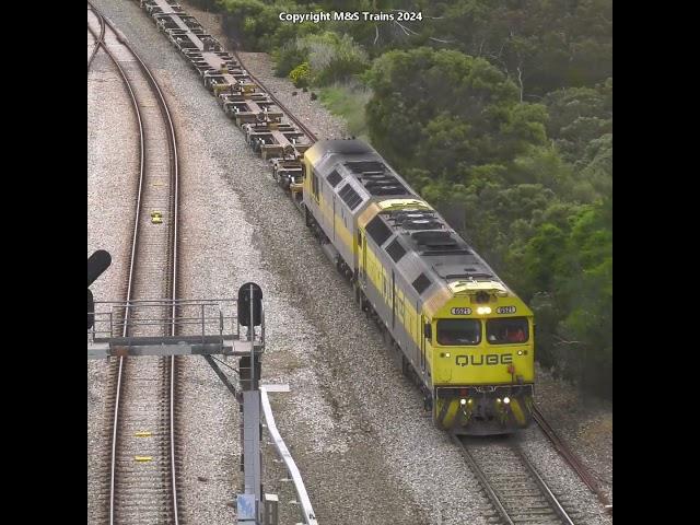 EMPTY AUSTRALIAN FREIGHT TRAIN  #australiantrains #train #railway #railfan #trainsworldwide #rail