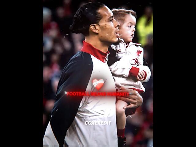 When Van Dijk surprised the kid ️‍🩹 #vandijk  #liverpool #virgilvandijk #football