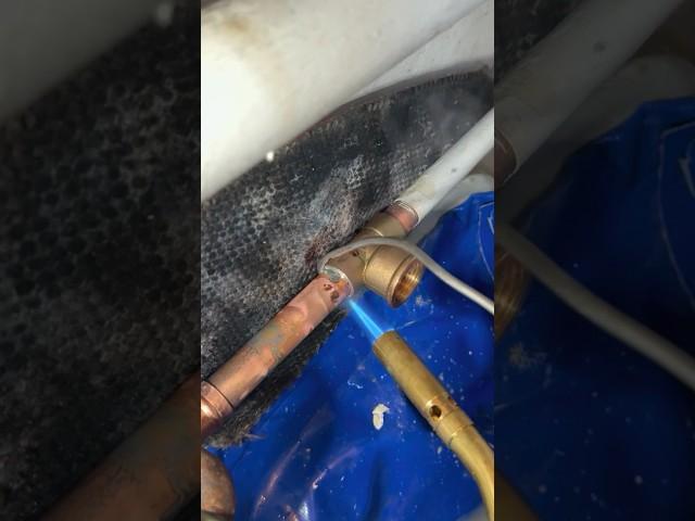 How to stop loud banging noises from pipes! #howto #diy #plumbing #asmr #subscribe #shorts #tools