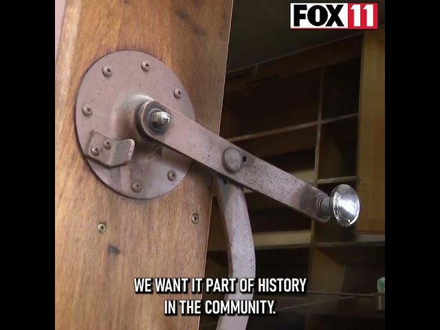 Restoring a classic bookmobile in Door County