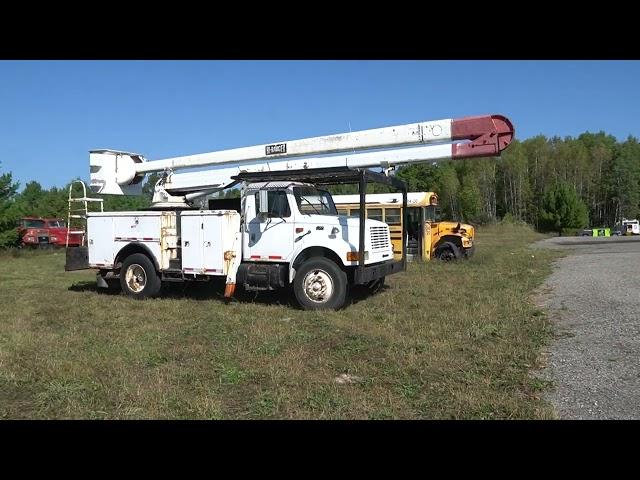 121 - 1995 International 4900 Boom Truck for sale