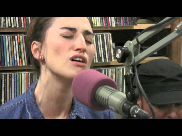 Sara Bareilles - Love Song - Live at Lightning 100