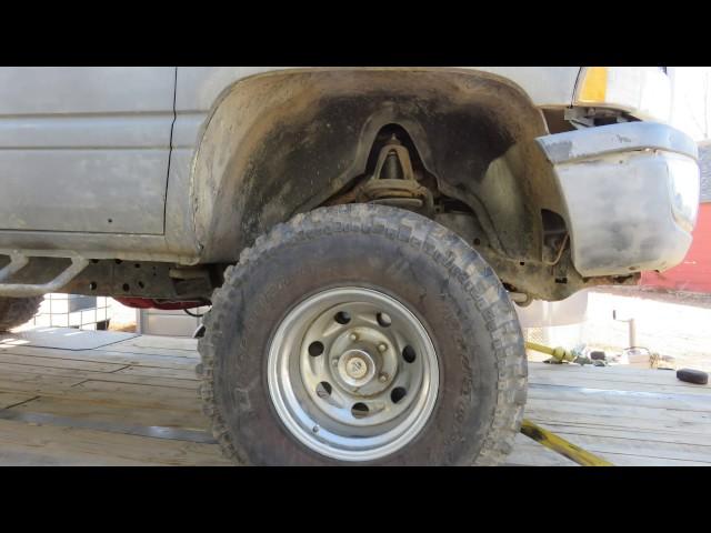 Dodge Ram 1500 truck restore project on MrTruck