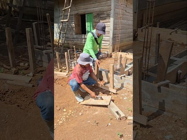 trick to split the board using a hammer..