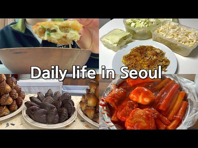 VLOGㅣ맛있는데 살 빠지는 양배추 요리ㅣ양배추 세척, 손질 꿀팁ㅣ길복순 떡볶이, 철길 떡볶이 맛집 다녀옴ㅣ카페 에뚜왈ㅣ오랜만에 등산ㅣ시장 도나쓰 먹부림