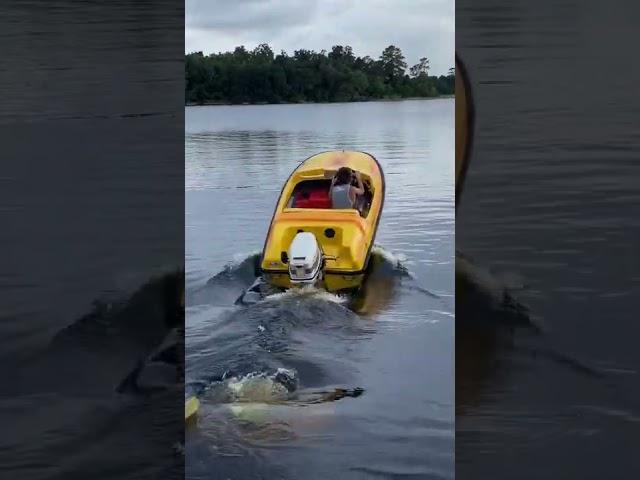 8’ Disney boat with a 25hp 2 stroke and a 70lb driver takes off a lot like a jetski lol