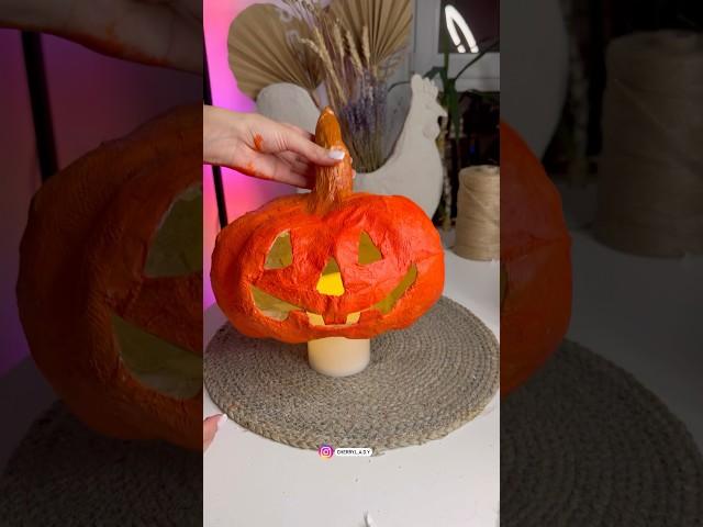 DIY Papier mache Pumpkin! Halloween Decor idea🫧 #diycrafts #shorts #halloween #diy #art