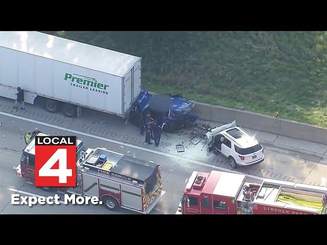 Woman killed, Michigan state trooper injured in crash on I-75