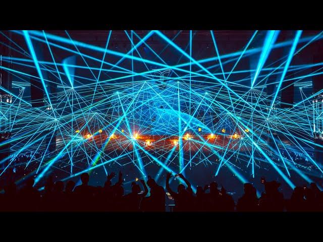 @ViniViciMusic play 'The Tribe X Sandstorm X Wild ▼ (Live at Transmission Netherlands 2023) [4K]