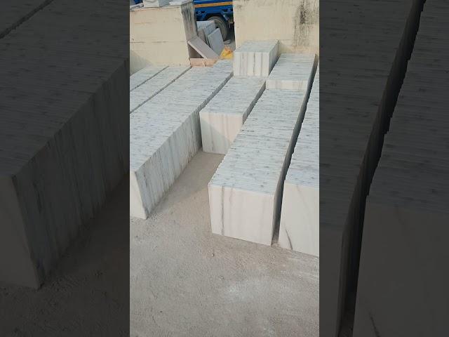 makrana albeta marble price 70to 90 ft call 8000994699