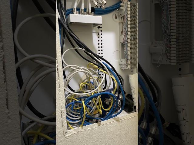 My Grandma Has Free Internet In Condo! All Condos On The Same Network Switch! Massive Security Risk!