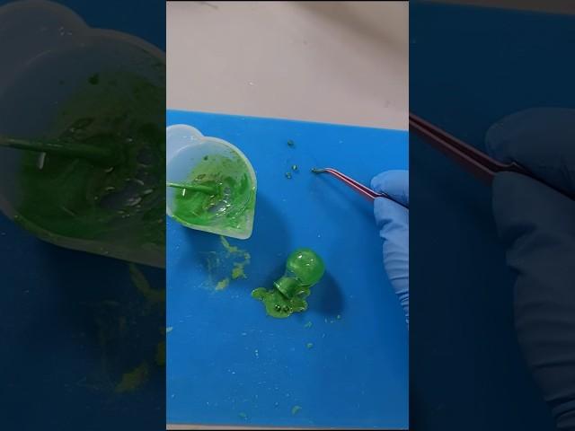 #resin #diy #miniature #halloween #howto #tutorial #dollhouseminiatures Miniature Spilled Potion
