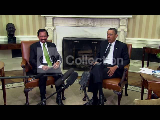 OBAMA JOKES W/ SULTAN OF BRUNEI- GO SHOPPIN IN NYC