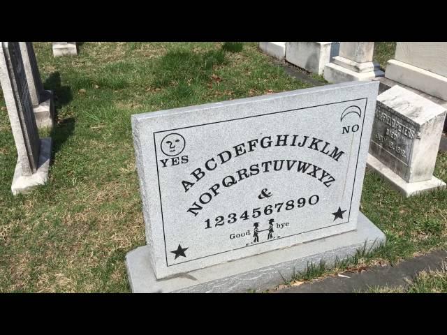 Elijah Bond's Gravestone in Baltimore : Inventor of the Ouija Board