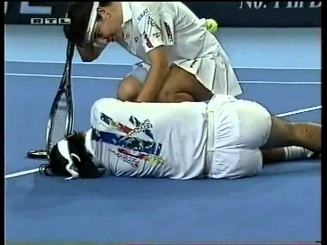 Ivan Lendl almost kills opponent with amazing forehand