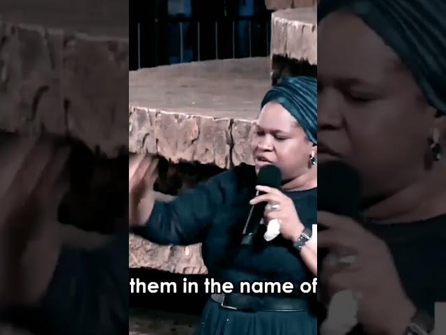 Pray along with Pastor Evelyn Joshua #scoan #tbjoshua #emmanueltv #letlovelead #tbjoshualegacy