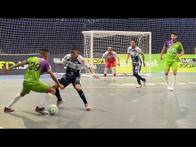 Se ACHA CRAQUE no FUTSAL? Então ASSISTA esse JOGO 