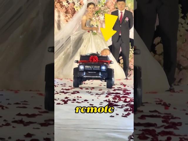 8-month-old baby gives his parents a wedding ring#funny #cute #shortvideo