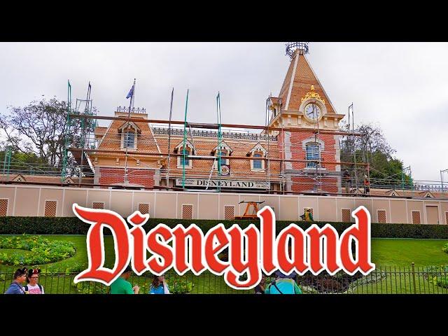 Disneyland Walkthrough - Train Station Construction & Early Morning Walking Tour [4K POV]