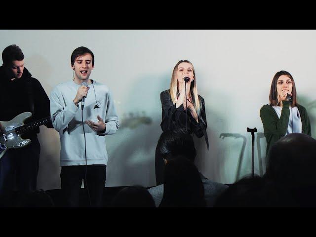 На древний крест Любовь взошла | Прославление