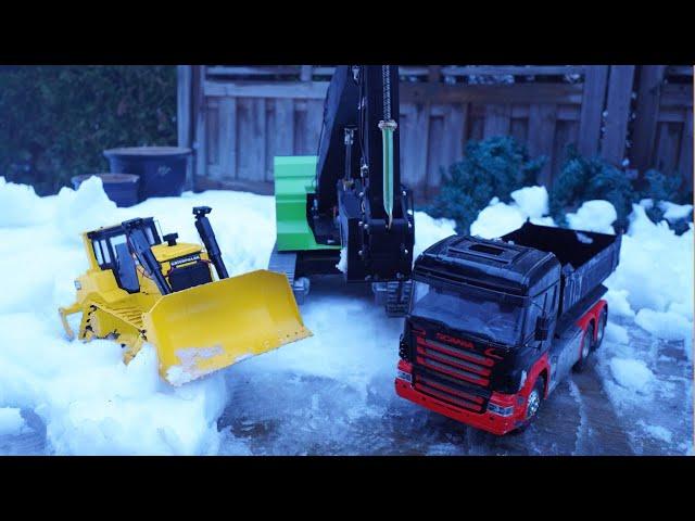 3d Printed Excavator and Dozer removing snow