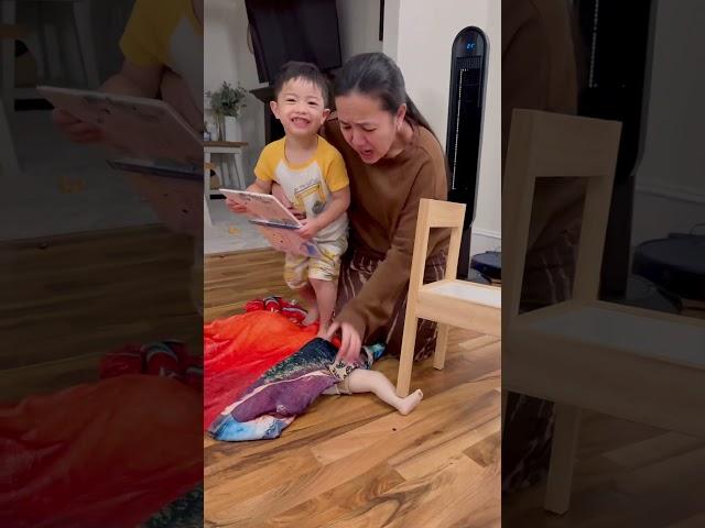 Cute kid pranks mom ️