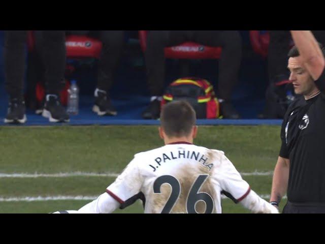 Mitchell Red Card | Crystal Palace vs Fulham