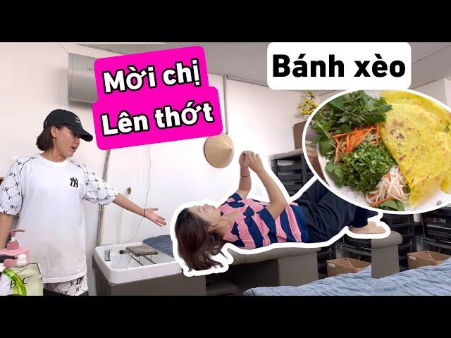 Bánh Xèo Việt Nam Mãi Đỉnh. Được Em Trang Chăm Sóc 