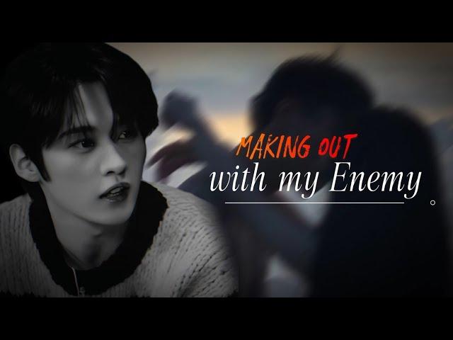 lee know ff - 'Making out with my enemy' #ff #skz #leeknow