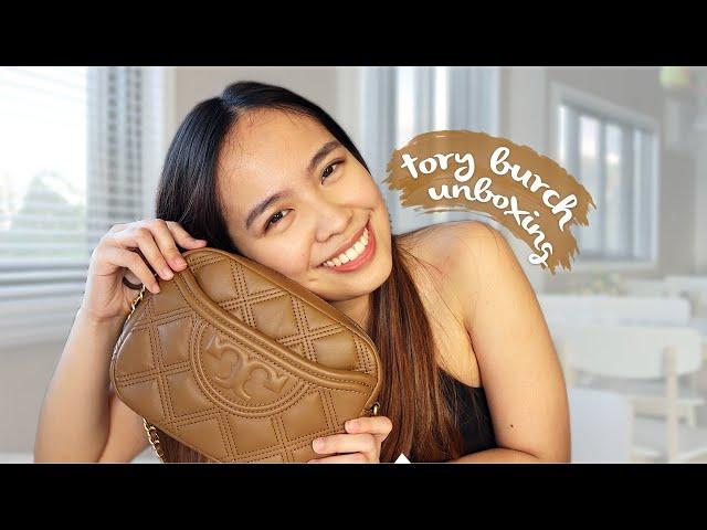 Unboxing my first Tory Burch bag | Fleming soft quilted camera bag (ENG sub)