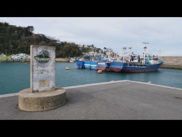 EXPLORING the BEAUTIFUL FISHING PORT of HONDARRIBIA in GUIPUZCOA, SPAIN 4K WALKING TOUR.