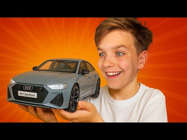 Mark’s new diecast Audi RS7 scale 1:18 - unboxing and garage setup
