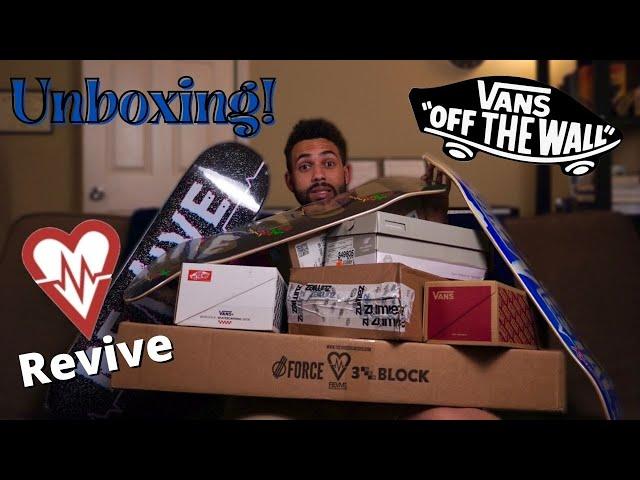 Massive Unboxing And Skateboard Setup!