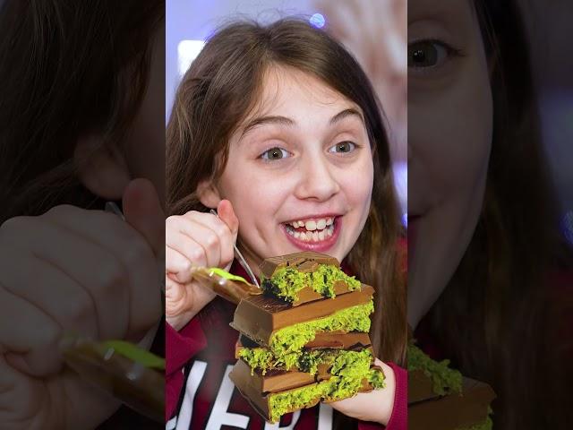 Never try to eat a slime #funny #elinafuntubefamily #funtubefamily