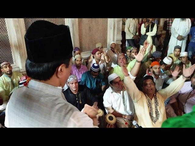 Haq Fareed Baba Fareed - Qawwali at Nizamuddin Dargah on Baba Fareed's Urs