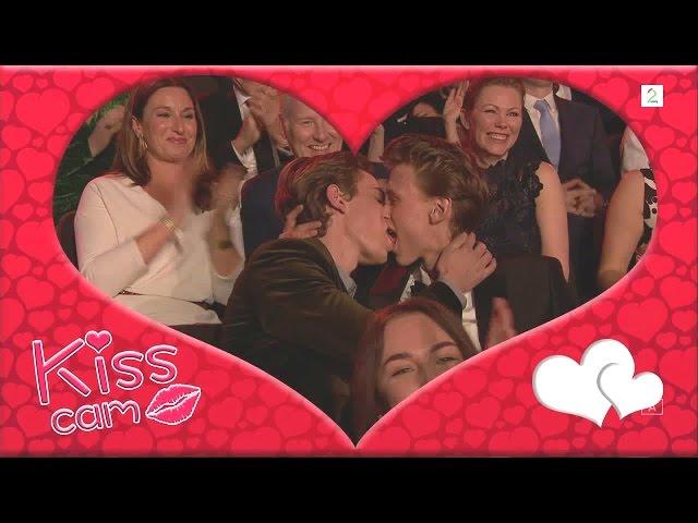 Isak & Even's beautiful kisscam-moment on Norwegian TV-awards