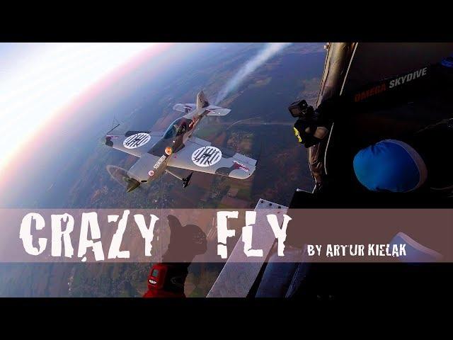 Crazy Fly by Artur Kielak & Skydivers