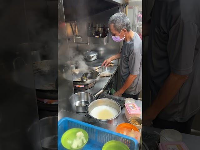 台南好吃鱔魚意麵「好好吃鱔魚意麵，大火爆炒鑊氣十足鱔魚意麵