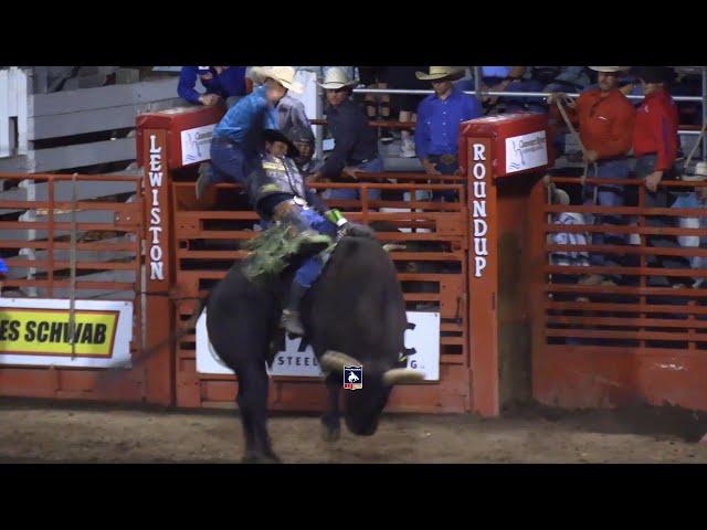 JB Mauney's Final Bull Ride vs Phenom Genetics' Arctic Assassin