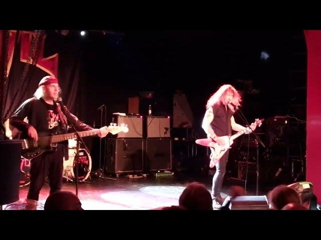 Anvil - Metal on Metal (live @ Olympia, Tampere) HD