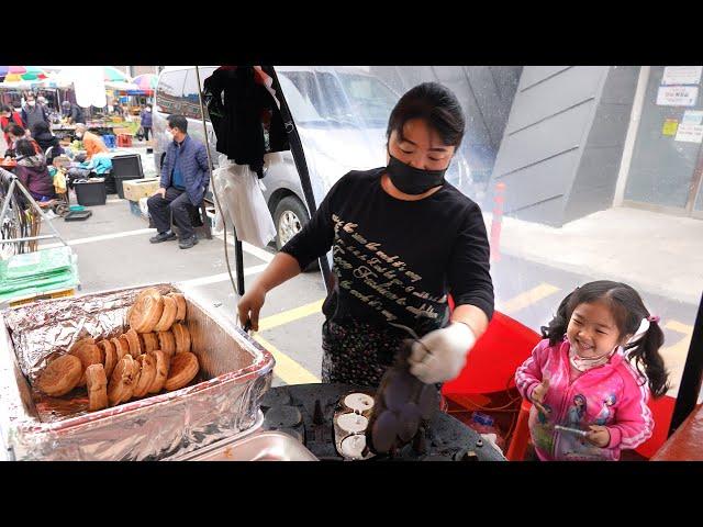 Lovely country granny's favorite snack Peanut bread(Chrysanthemum bread) - Korean street food