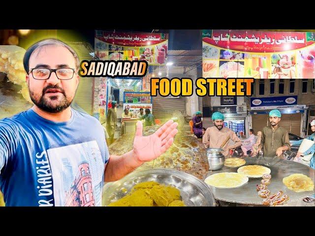 Special Paratha And Burgers | Best Kulfa Falooda & Dodh Bottle of Sultani Refreshment Shop Sadiqabad