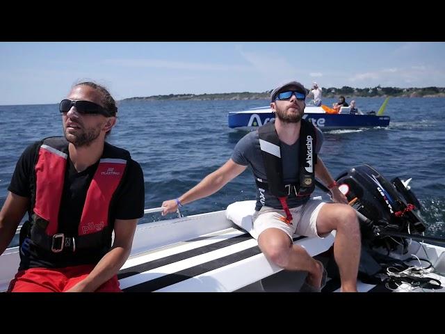 AK  650   Naviguer autrement en bateau kite