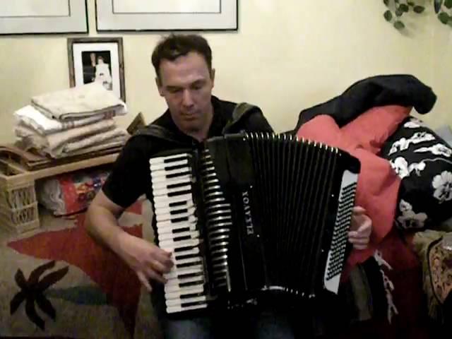 pijo playing accordion 3 1st time in ten years.AVI