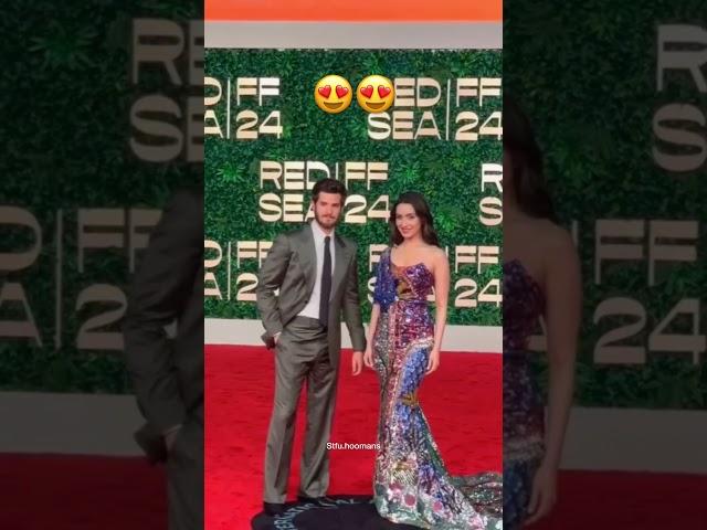 ️️ #shraddhakapoor #andrewgarfield #bollywood #hollywood