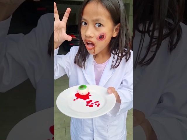หนูดีกินเยลลี่ลูกตาต้อนรับวันฮาโลวีน#หนูดีมาแล้วจ้า @NuDeeTV @NuDeeGamersTV