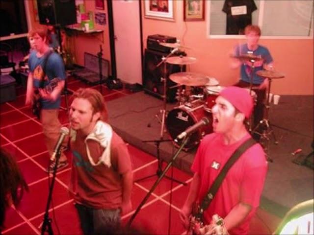 Fat Kid Running - Graffiti On The Walls (2004)